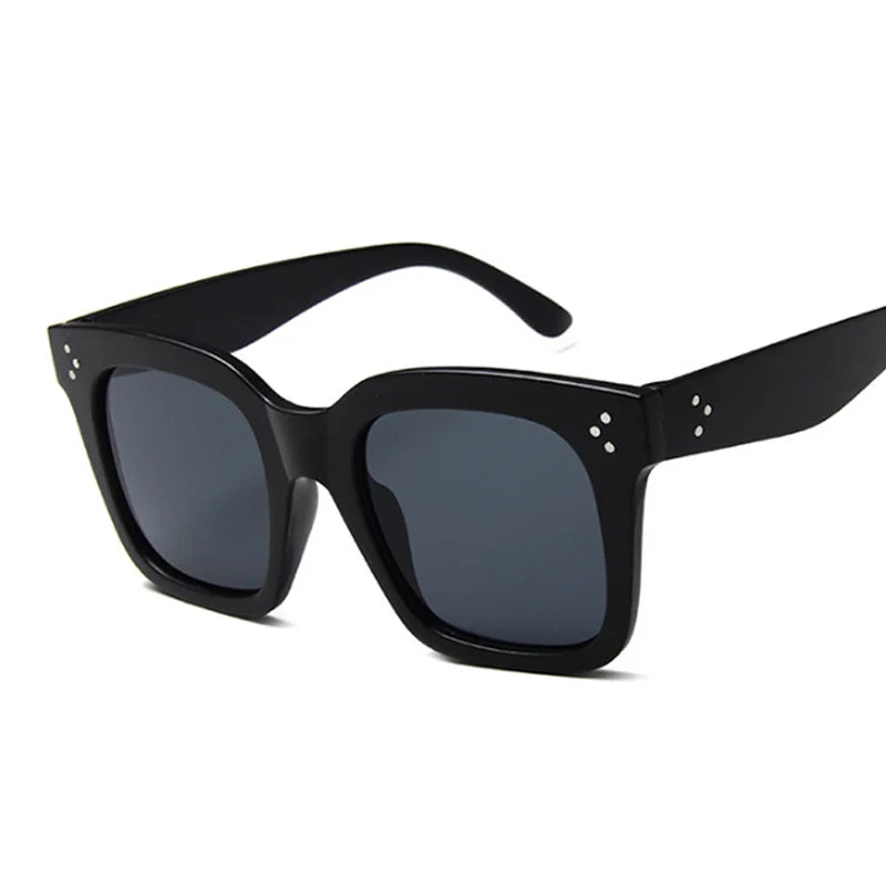 Brand Oversized Sunglasses Woman Retro Big Frame Plastic Sun Glasses Female Fashion Designer Classic Square Vintage Gafas De Sol