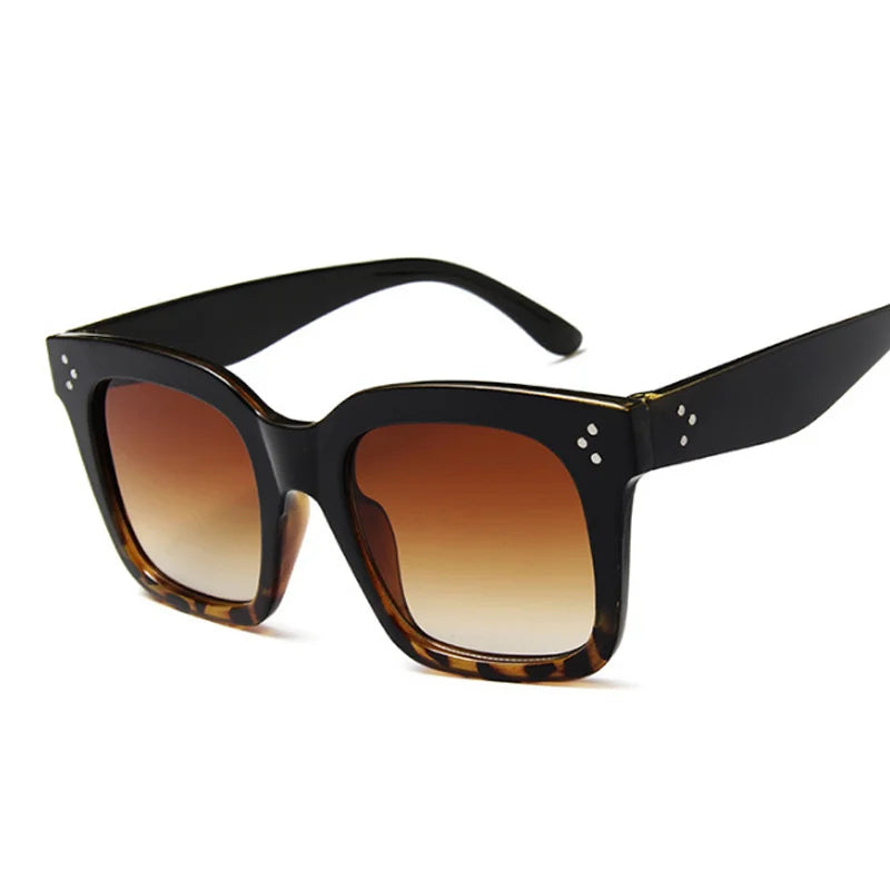 Brand Oversized Sunglasses Woman Retro Big Frame Plastic Sun Glasses Female Fashion Designer Classic Square Vintage Gafas De Sol